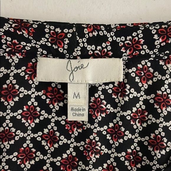 Joie Silk Blouse Top V-Neckline 3/4 Length Sleeves Floral Geometric Print Medium - Picture 7 of 10